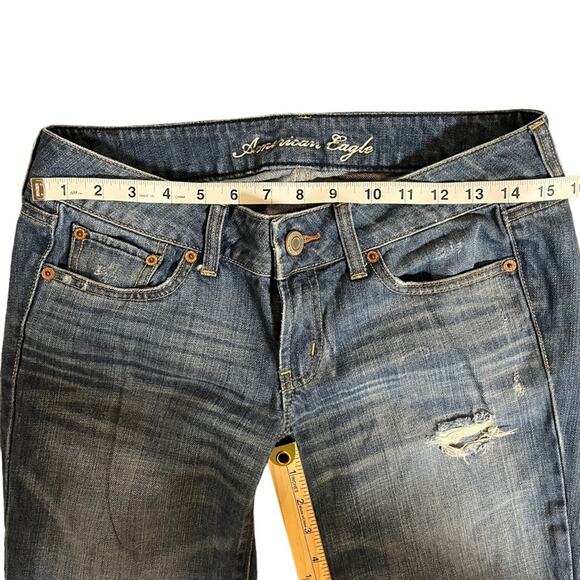 American Eagle Women Favorite Boyfriend Fit Size 6 Distressed Medium Wash Denim - Picture 7 of 12